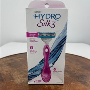 Schick Hydro Silk 3 Razor Women Handle + 2 Refills Bikini Underarms 3 Blades
